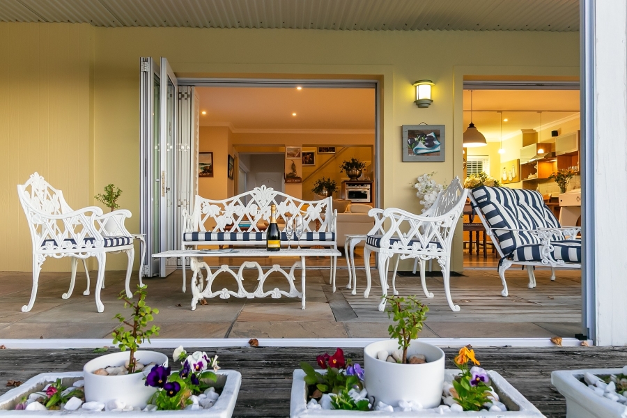 4 Bedroom Property for Sale in Thesen Islands Western Cape